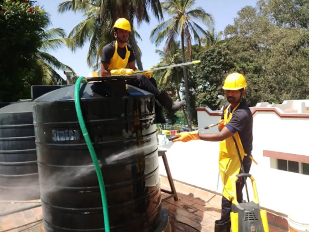 Watertank Cleaning